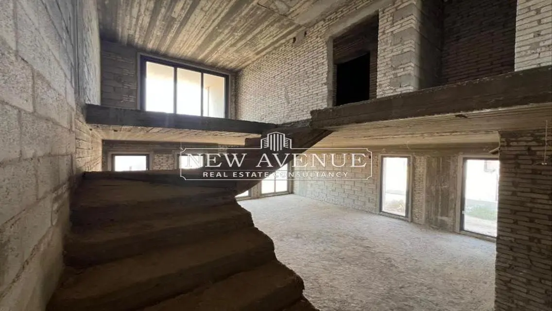 Luxury Apartment For Sale with Spacious Layout in Prime Location