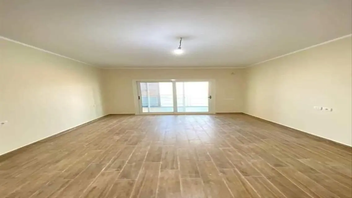 Luxury Apartment with Scenic Water Views and Prime Amenities