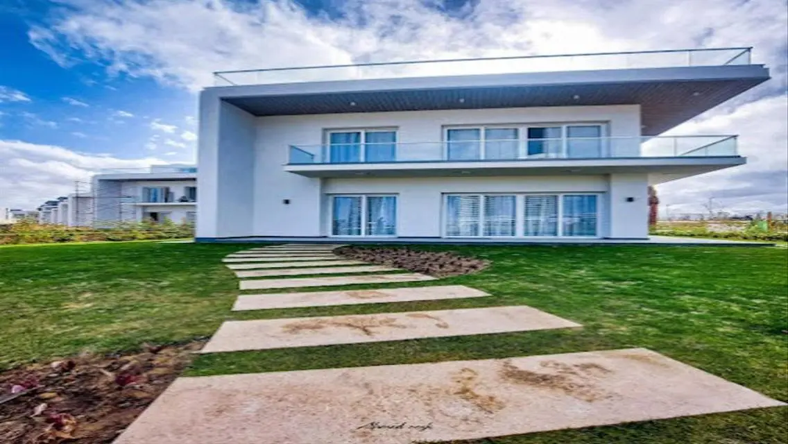 Luxury Apartment with Scenic Water Views and Prime Amenities