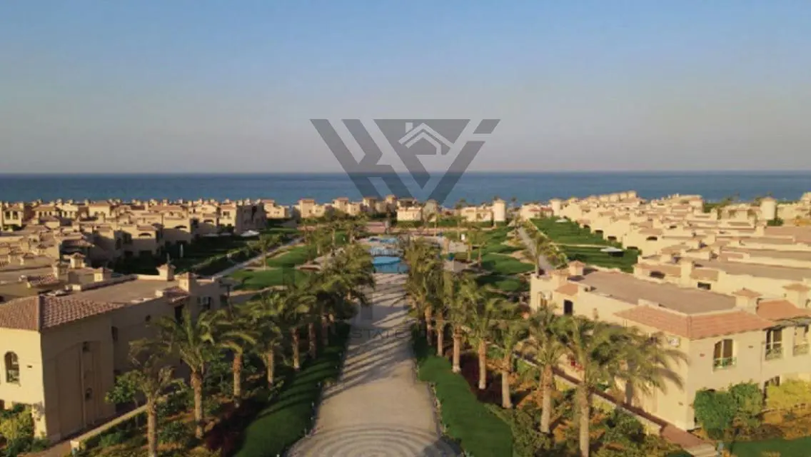فيلا فاخرة مع شرفة وحديقة خاصة