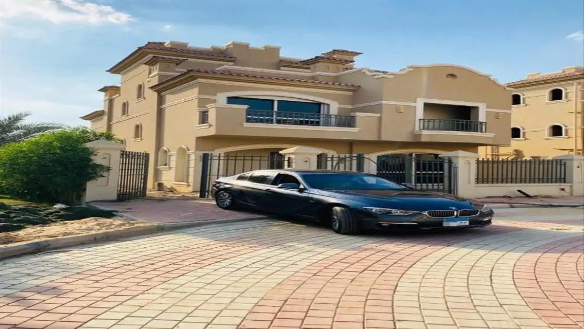 Luxurious Apartment in Mostakbal City with Stunning Views