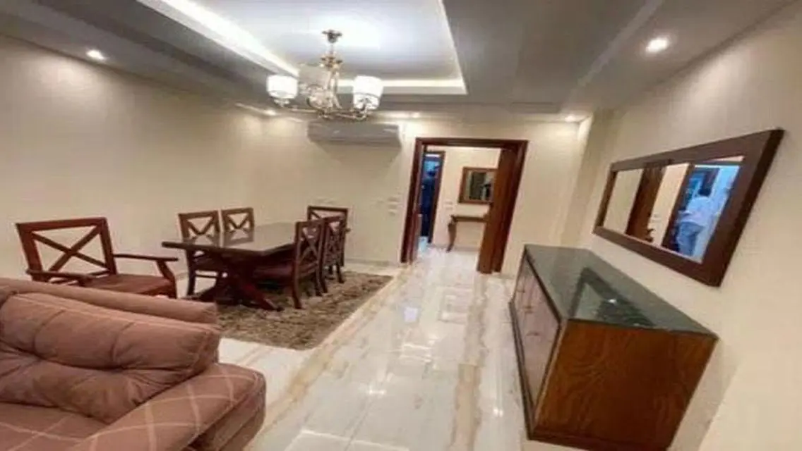 شقة فاخرة للبيع بسعر مغري