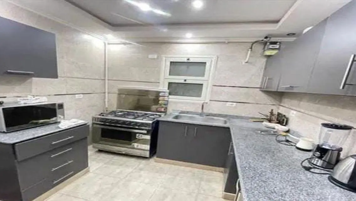 شقة فاخرة للبيع بسعر مغري