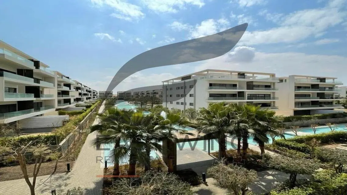 Lakeview Residence 3-Bedroom Apartment for Sale