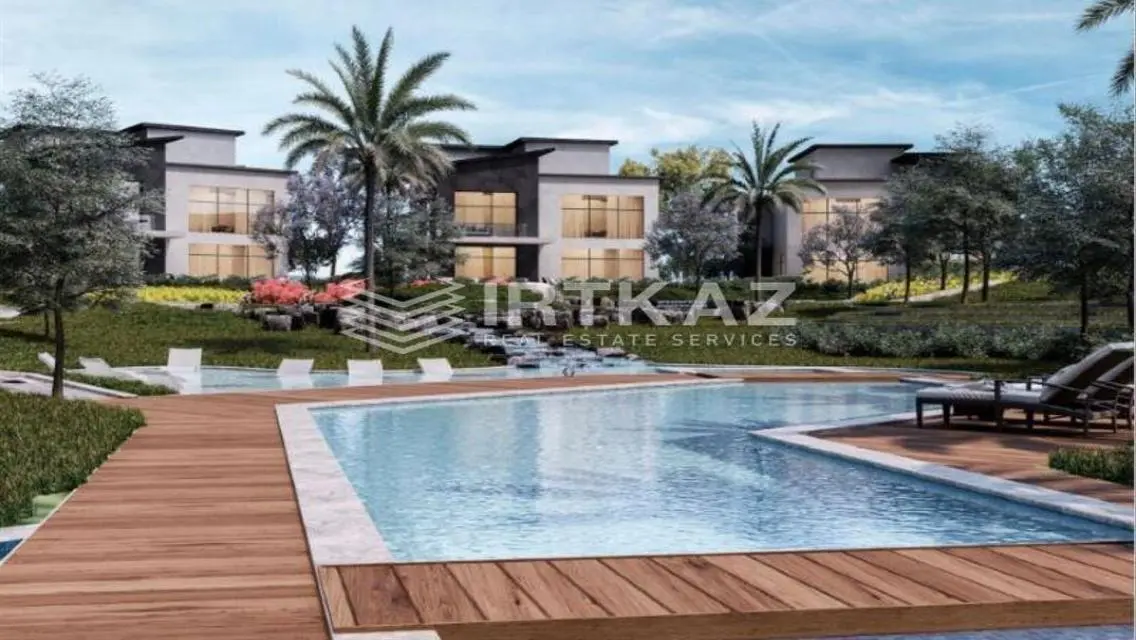 Luxury Lake View Apartment for Sale