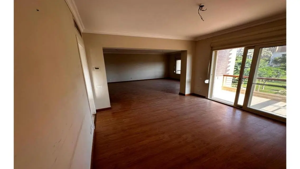 Luxury Villa for Sale in Sheikh Zayed - 22