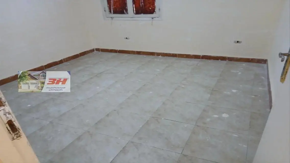 شقة 3 غرف نوم للبيع بمساحة واسعة