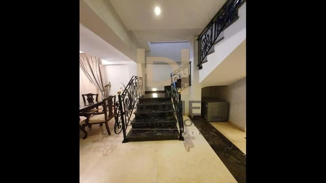 Luxury Villa for Sale with 270 Sqm Space