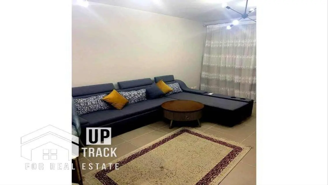 منزل رائع بمساحة واسعة للبيع