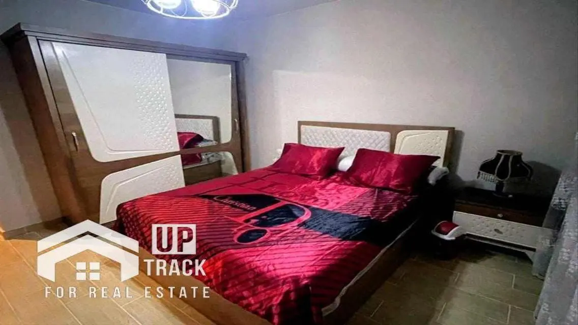 منزل رائع بمساحة واسعة للبيع