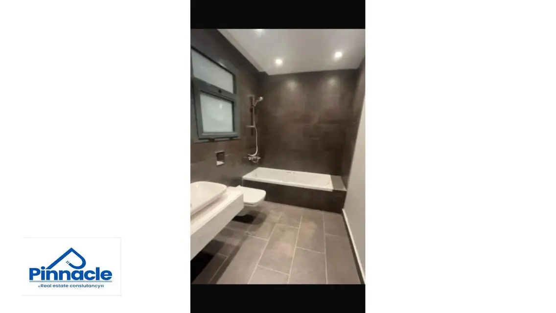 Luxury Villa with 300 sqm in V Residence 182