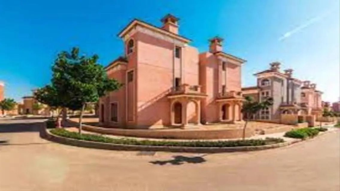 Luxurious Four-Bedroom Apartment with Great Amenities