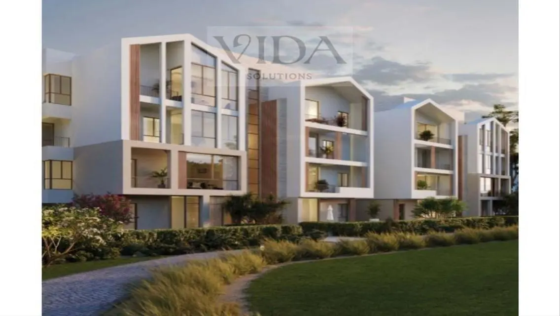 Stunning Outdoor Property with Multiple Amenities