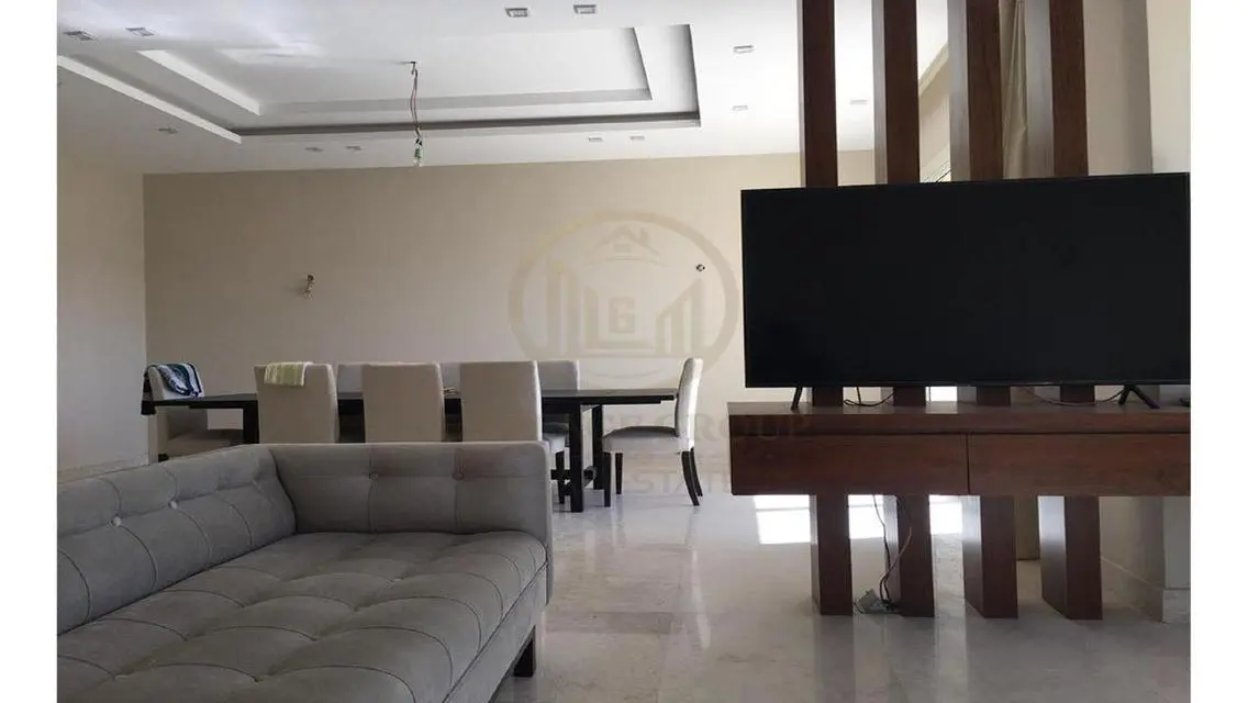 Luxury Apartment in Cluster 8 - 370 sqm