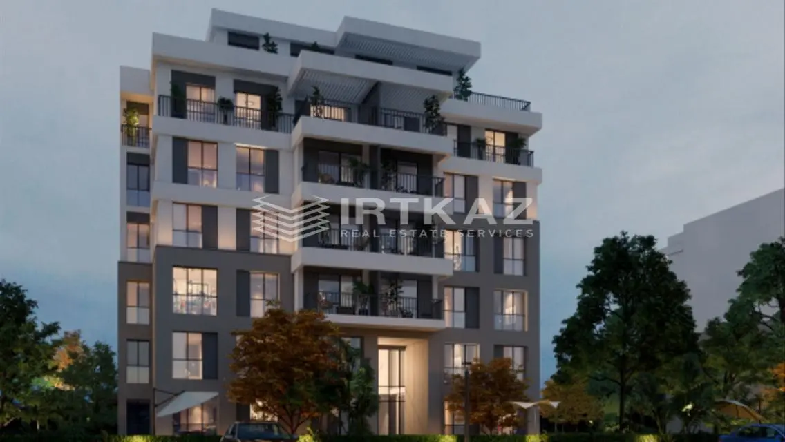 Luxury Apartment with Lake View in a Prime Location