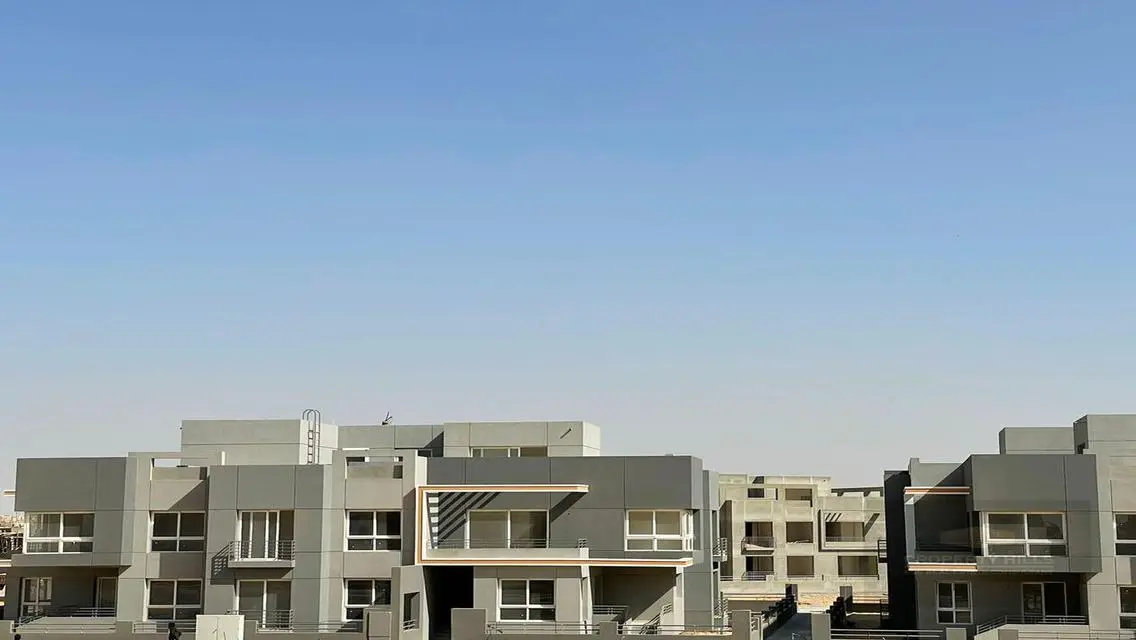 Luxurious 3-Bedroom Apartment with Private Garden and Great Amenities