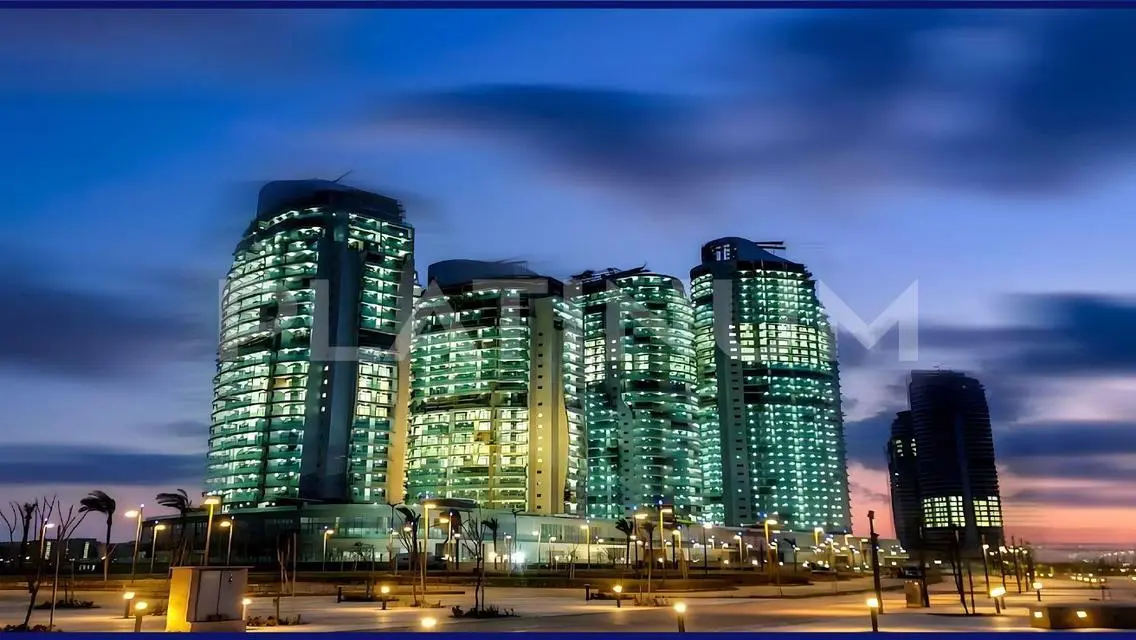شقة حديثة للبيع في North Edge Tower