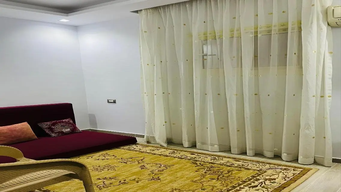 شقة فاخرة للبيع في موقع متميز