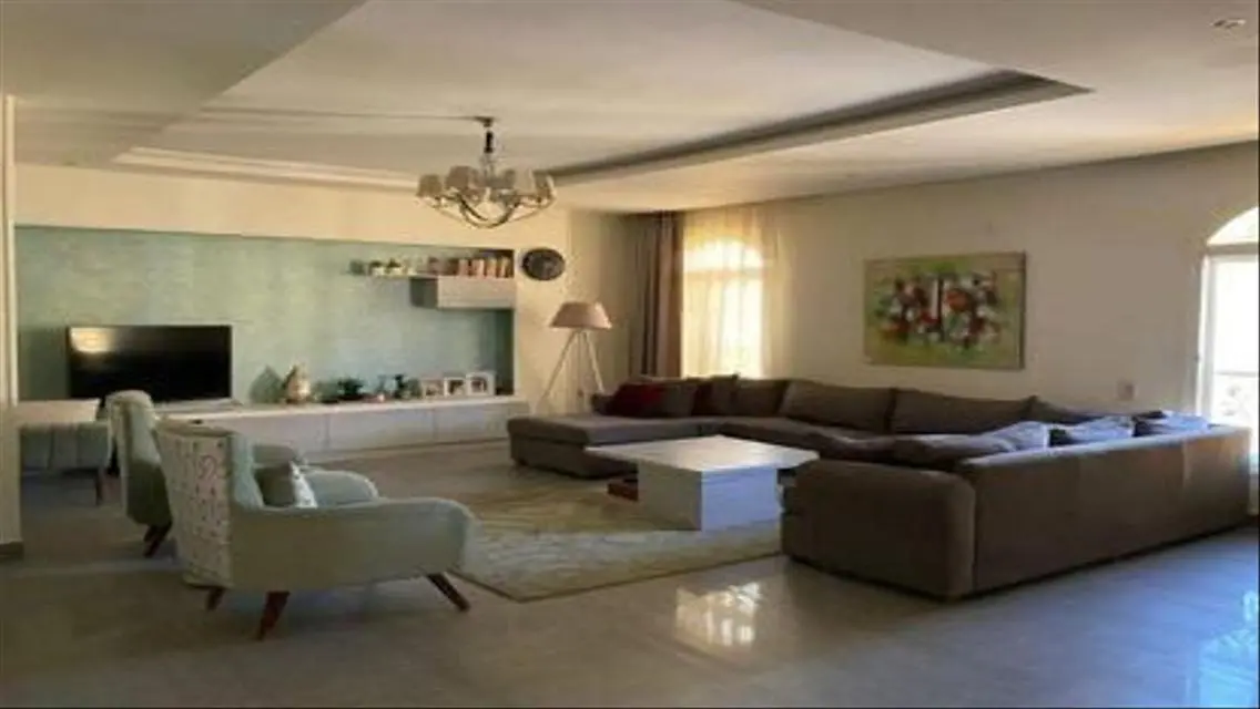 Luxury Villa for Sale with Spacious Layout in Prime Location