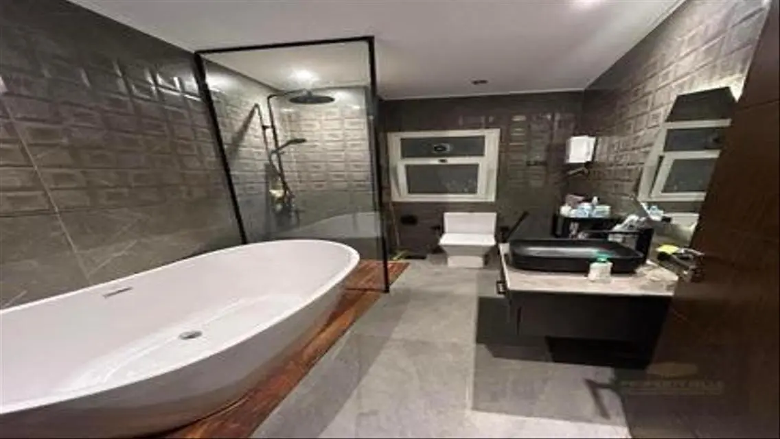 Luxury Villa for Sale with Spacious Layout in Prime Location