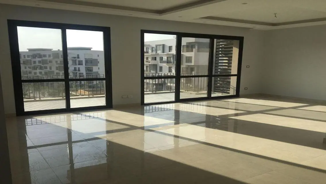 Luxurious Apartment with 3 Bedrooms and 3 Bathrooms