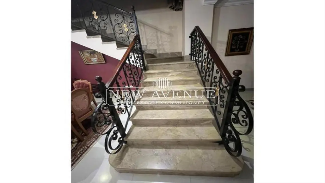 Luxury Apartment with Main Landmark View in the Heart of the City