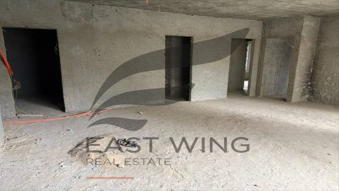 Luxury Apartment for Sale - 148 sqm in Prime Location