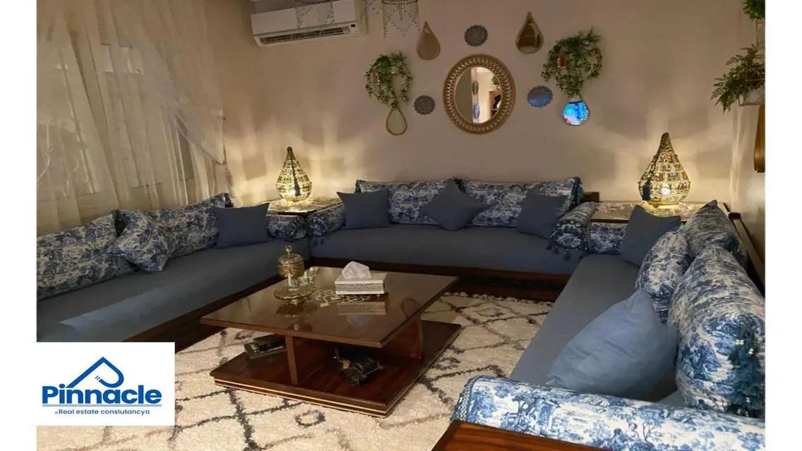 Luxury in the Heart of the City: Spacious Apartment