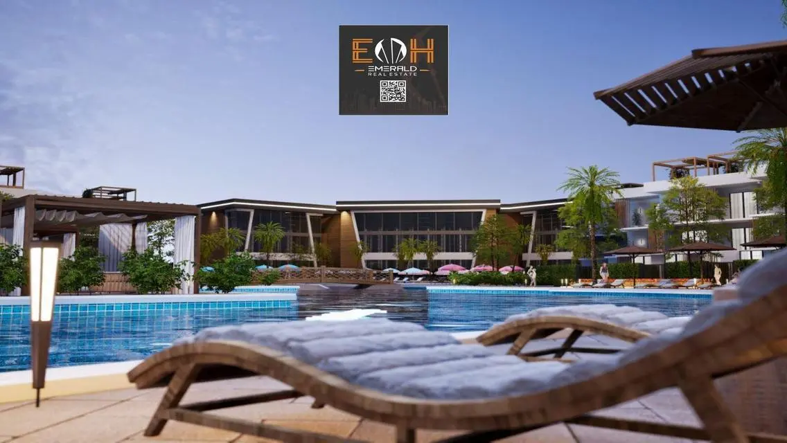 Luxury Villa for Sale with Modern Design and Private Garden
