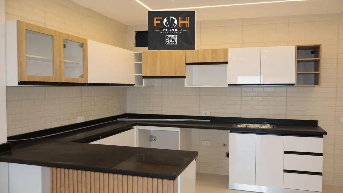 Luxury Apartment with Private Garden and Pool