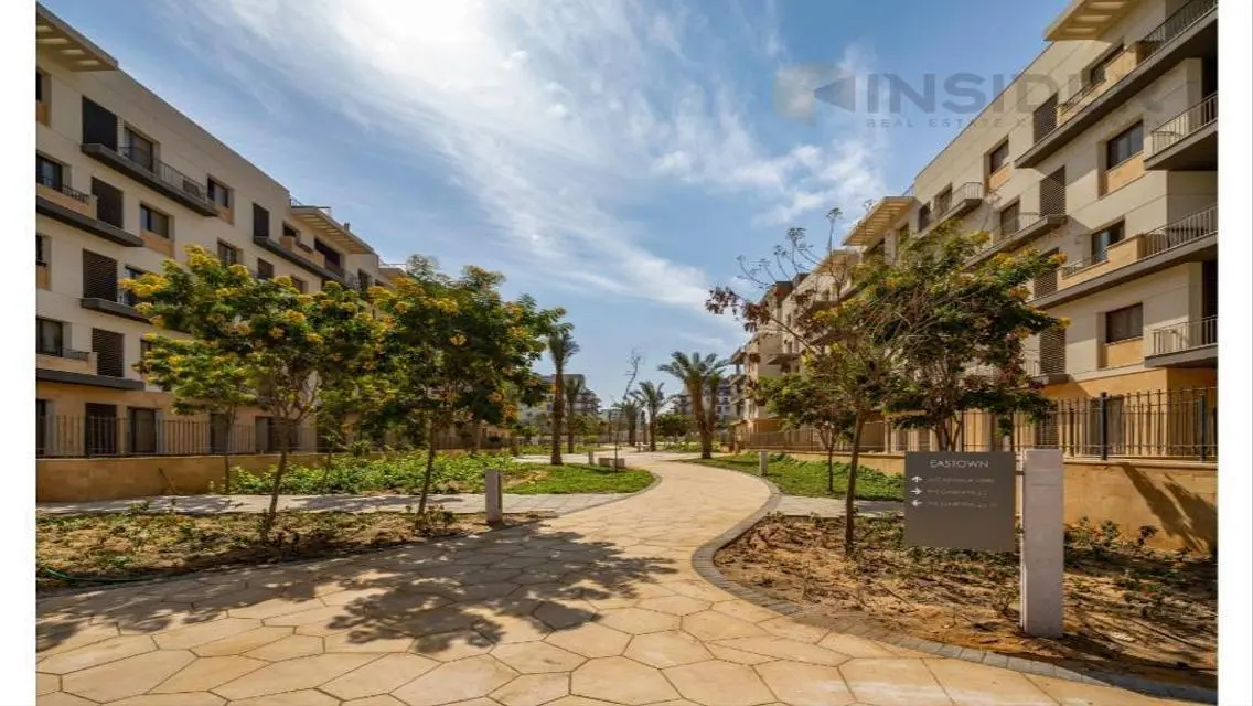 Luxury Apartment in the Heart of the City with Excellent Amenities