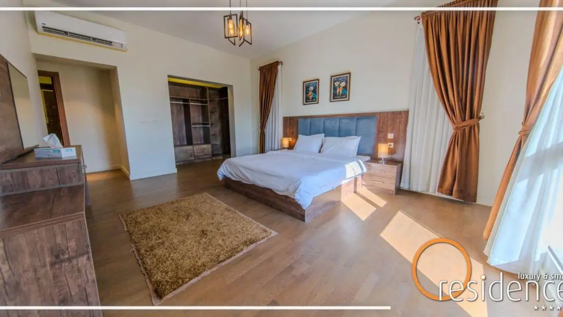 Stunning Lake View Apartment - 125,000 EGP