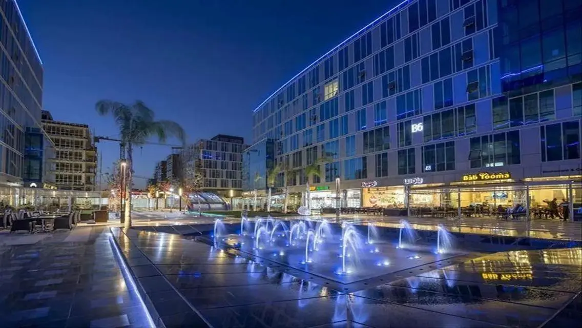 Luxury Apartment with Spacious Living and Excellent Amenities