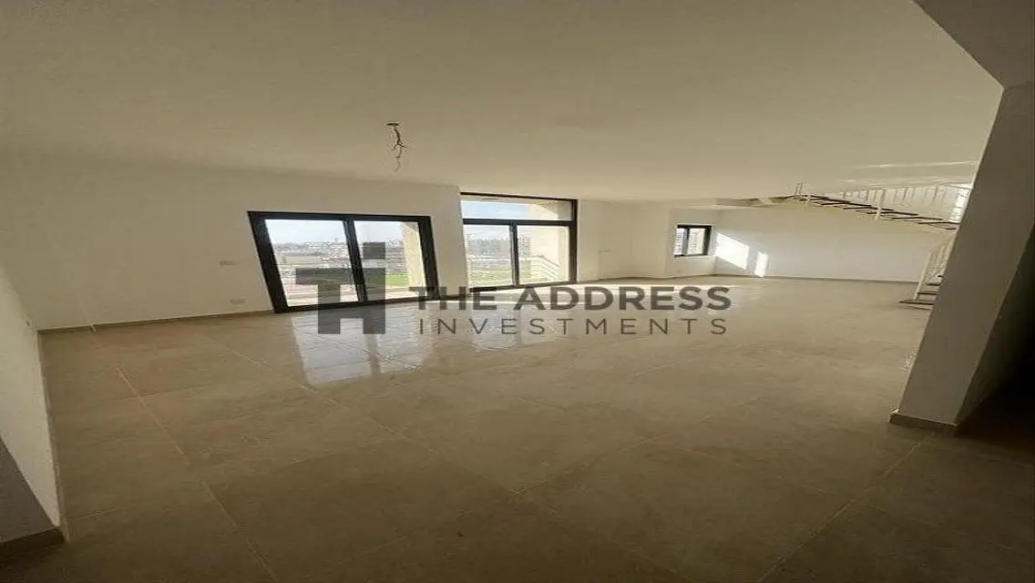 Luxury Apartment for Sale with Stunning Views