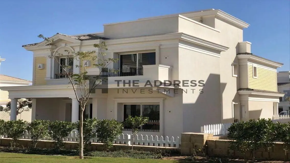 Luxury Villa in New Cairo Compound