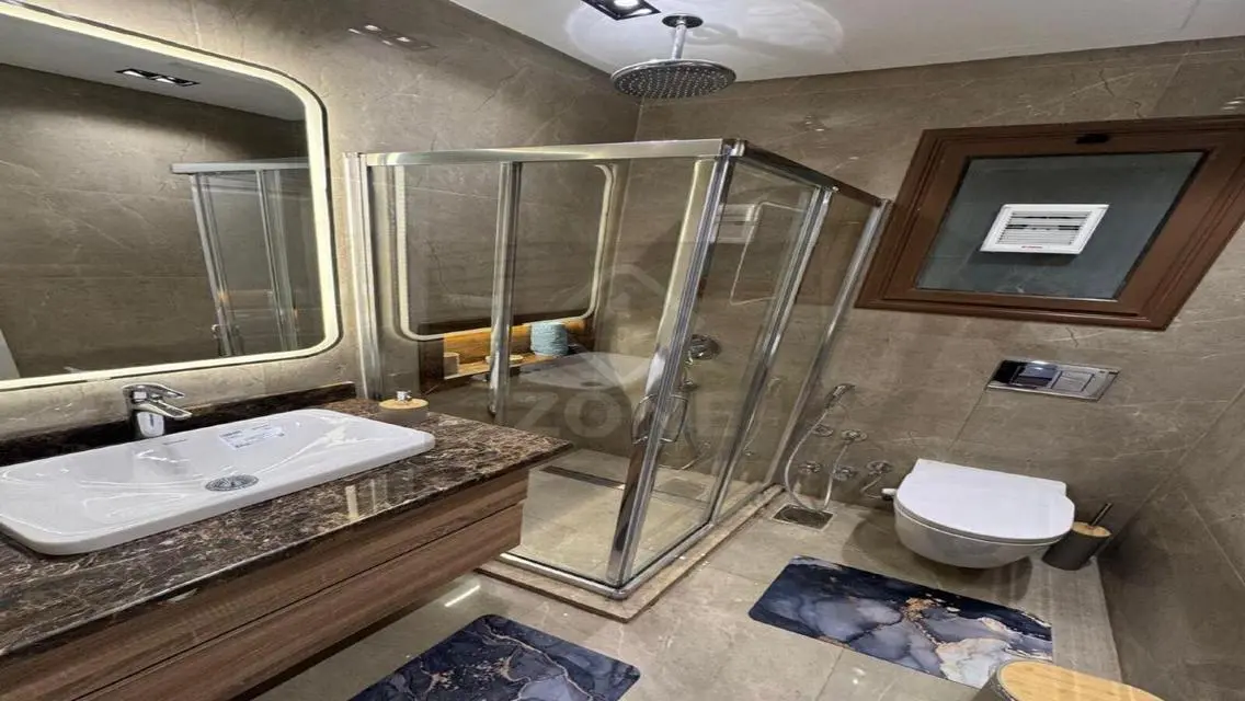 Luxury Apartment with Spacious Design in a Prime Location