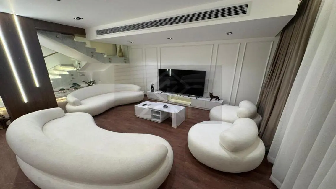 Luxury Apartment with Spacious Design in a Prime Location