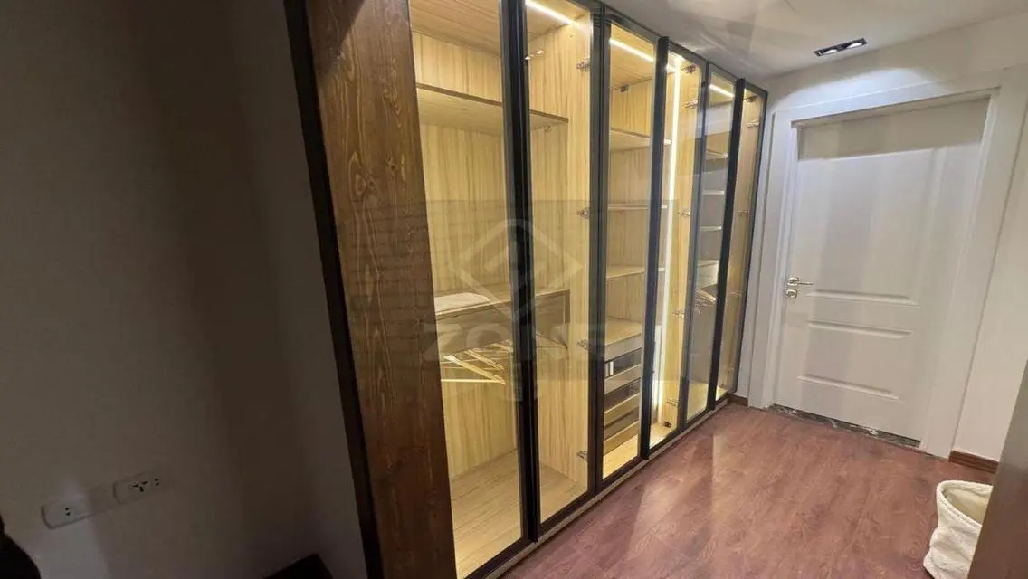 Luxury Apartment with Spacious Design in a Prime Location