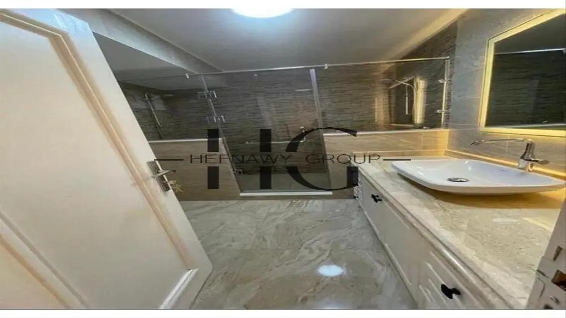 شقة مميزة للإيجار في موقع مركزي