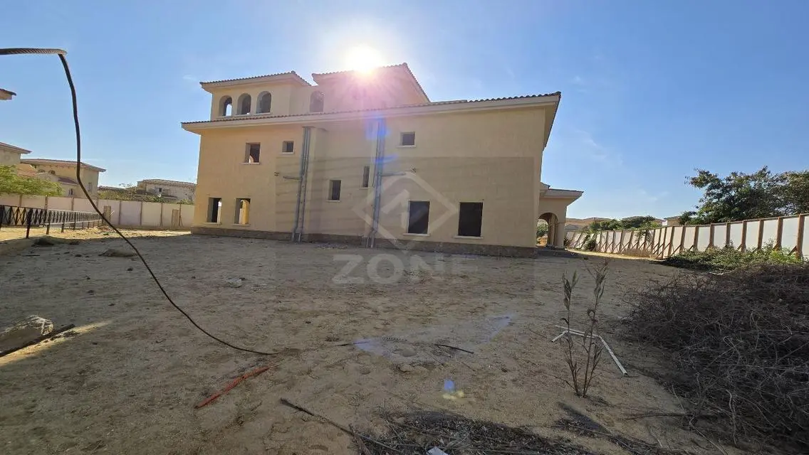 Luxury Villa for Sale in A-VG2 Area