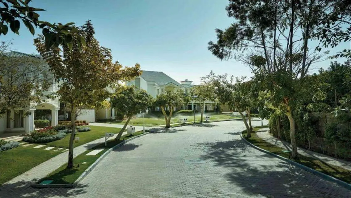 Luxury Apartment in Mountain View iCity October