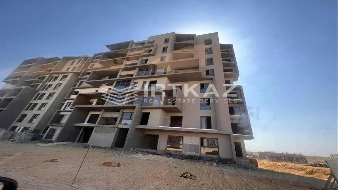 شقة فاخرة في مجتمع سكني مع إطلالة على البحيرة