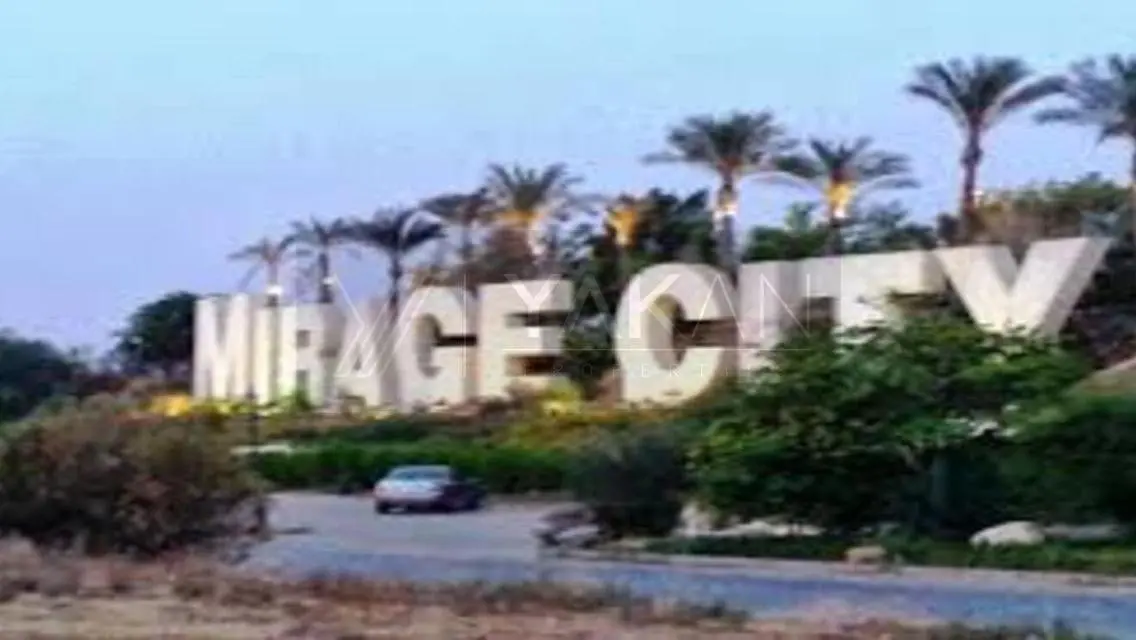 Amazing Investment Opportunity: Luxury Apartment of 3300 sqm in a Quiet Area