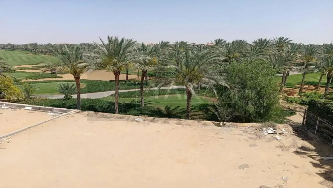 Amazing Investment Opportunity: Luxury Apartment of 3300 sqm in a Quiet Area