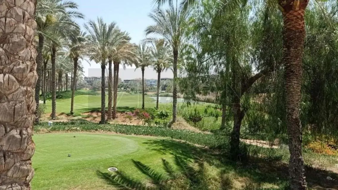 Amazing Investment Opportunity: Luxury Apartment of 3300 sqm in a Quiet Area