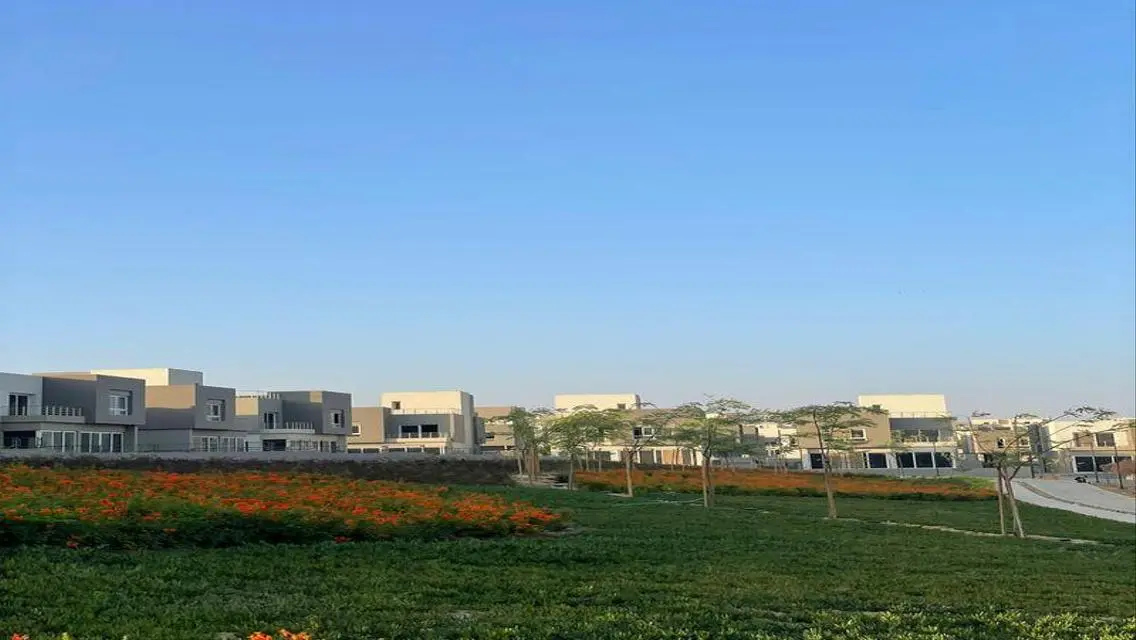 شقة فاخرة مع إطلالة على البحيرة