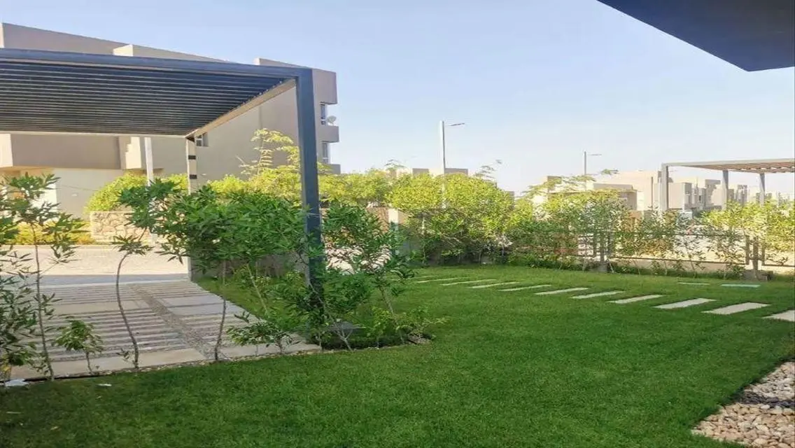 شقة فاخرة مع إطلالة على البحيرة