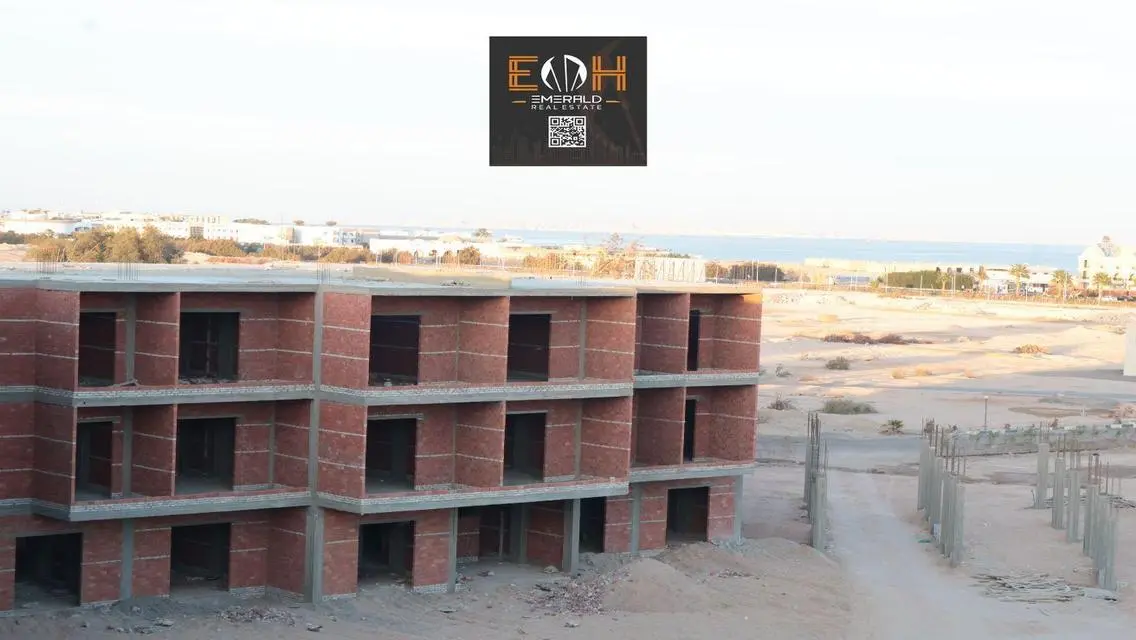 Luxury Villa for Sale with Spacious Amenities