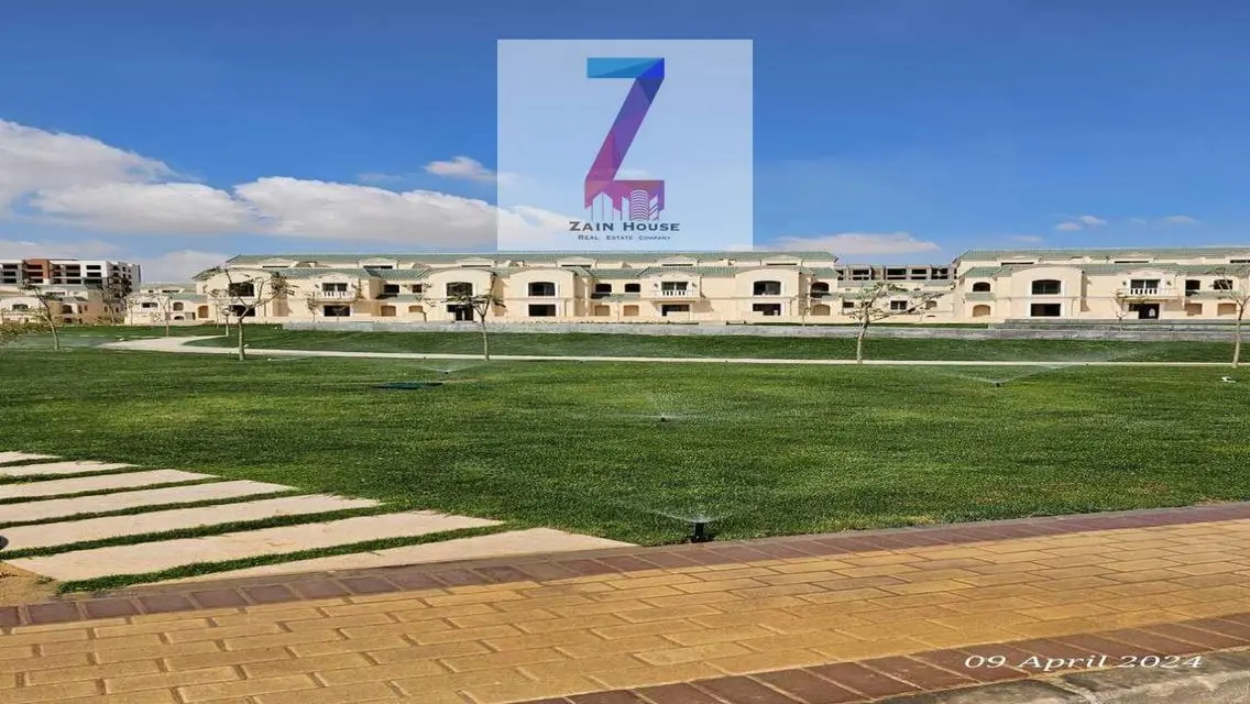 شقة مفتوحة السطح للبيع في منطقة مميزة