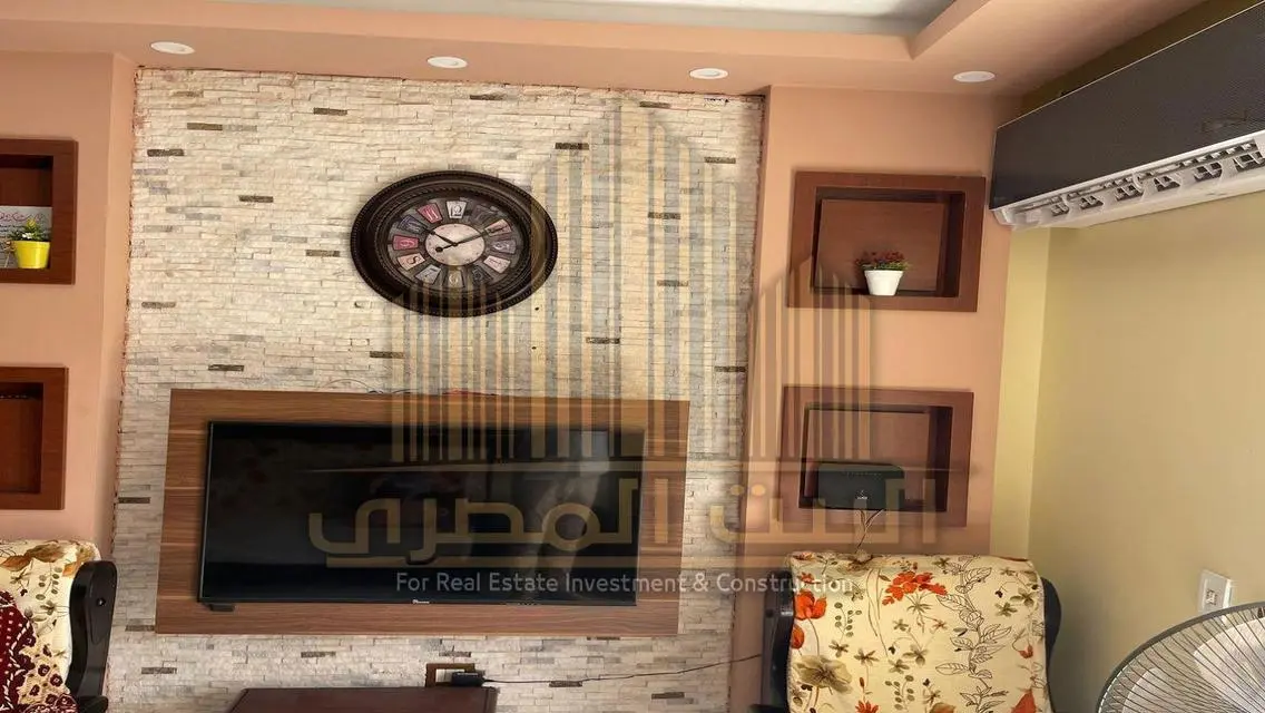 شقة فاخرة بمساحة واسعة - B7-82